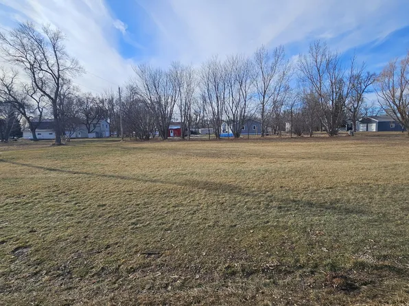 628 4th St, Stratford, SD 57474