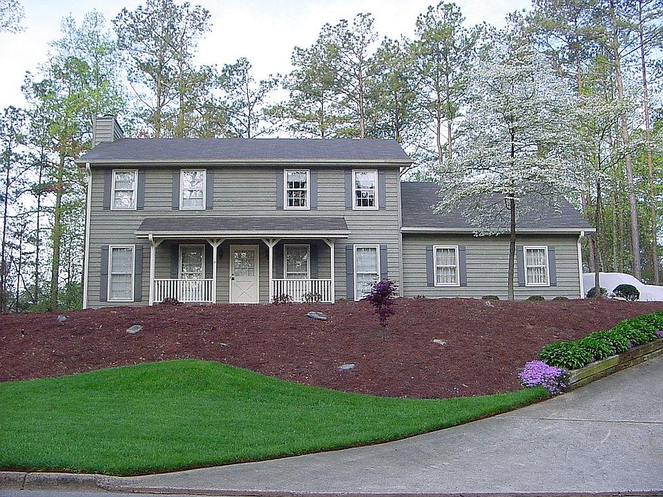 1st image of 270 Summerfield Dr