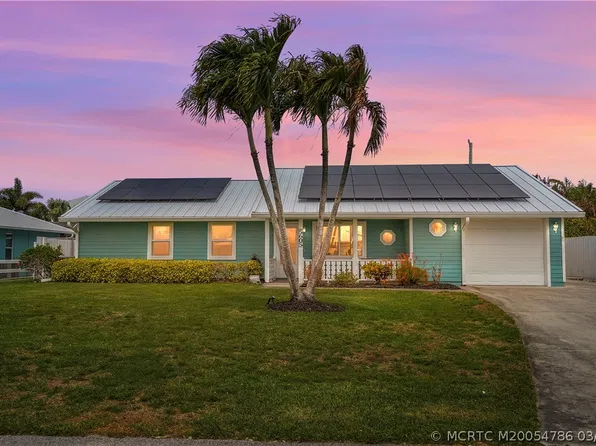 5605 SE Matousek St, Stuart, FL 34997