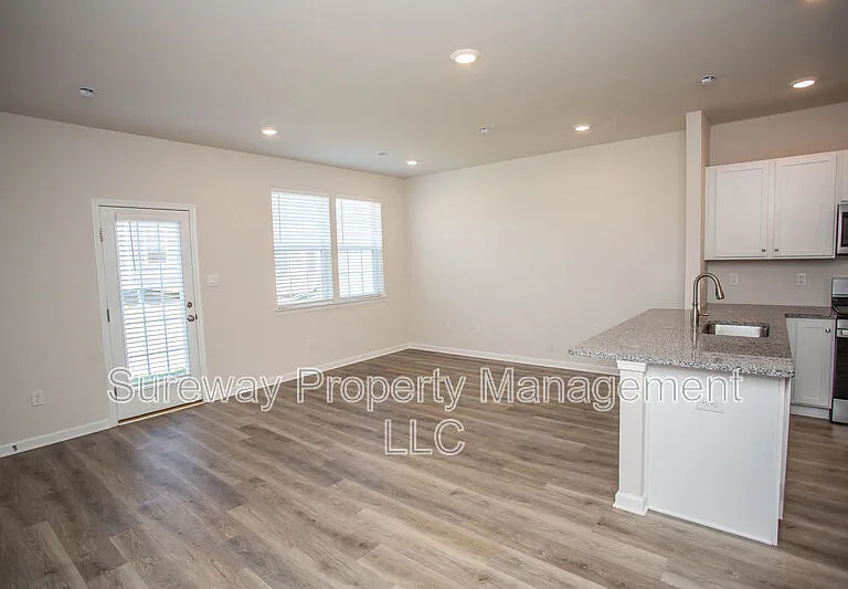 55 Elliot Ln — Photo 11