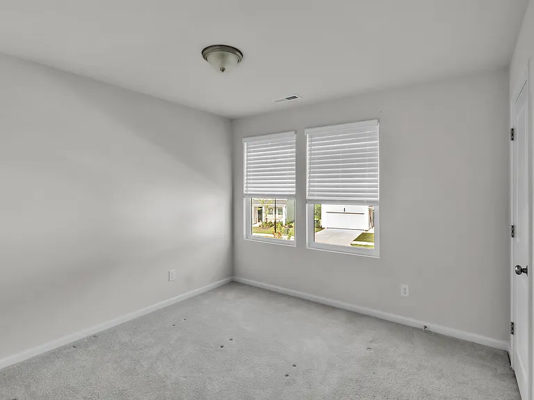 456 Willard Wds Dr — Photo 22