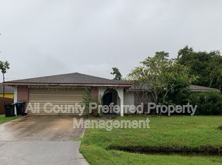 626 Fairhaven St NE, Palm Bay, FL 32907