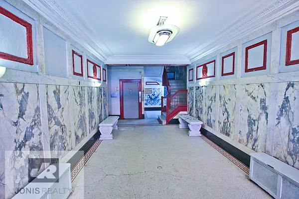 Rented by Jonis Realty | media 51