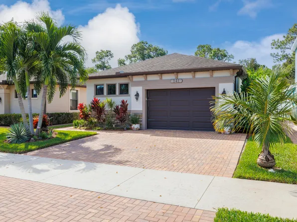 141 SE Via Visconti, Port St Lucie, FL 34952