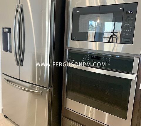 3rd image of 6008 Summerwind Dr