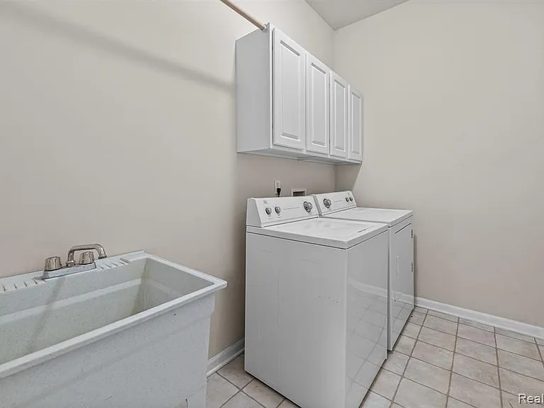 3904 Kaeleaf Rd — Photo 25