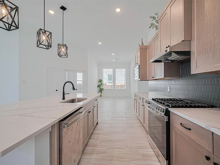 3328 Voda Bend Dr — Photo 20