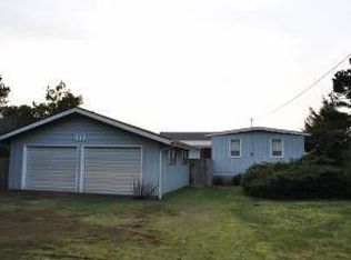 23 Ocean Ln, Copalis Beach, WA 98535