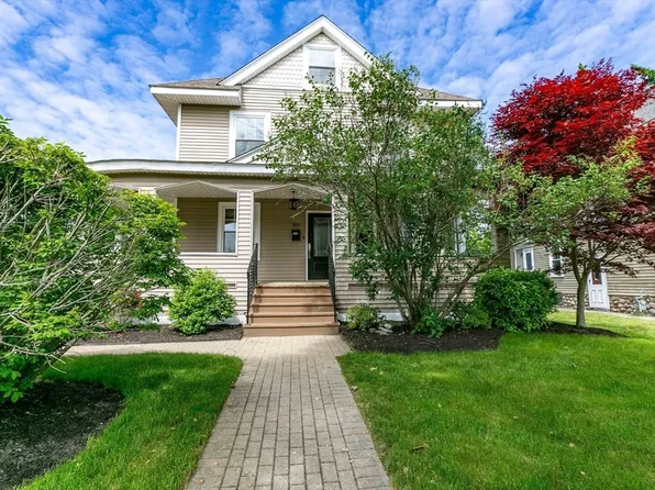 268 Burncoat St, Worcester, MA 01606