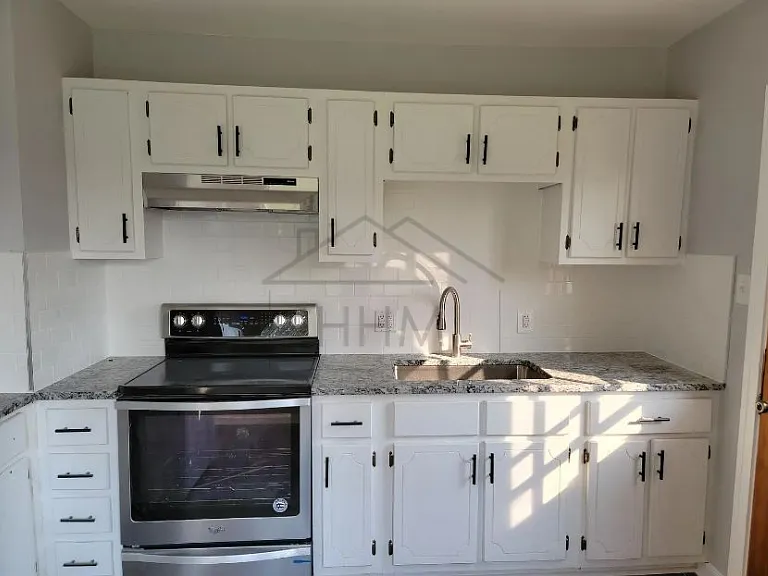 5115 Kemp St — Photo 9