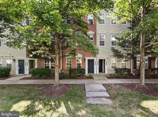 42522 Mayflower Ter, Ashburn, VA 20148