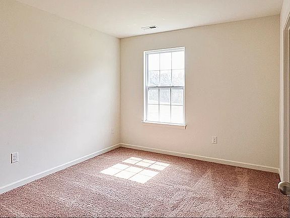5th image of 415 Golden Villas Dr
