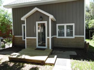 1003 4th St W, Williston, ND 58801