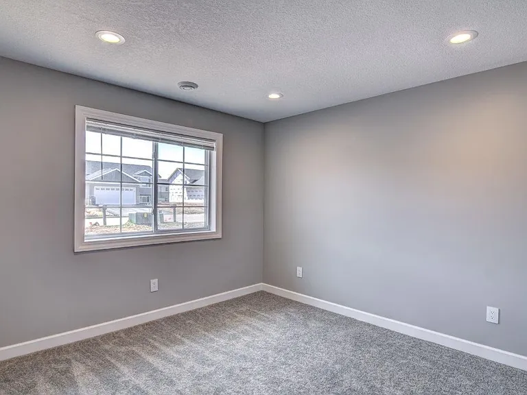 1355 Blue Jay Pl — Photo 16