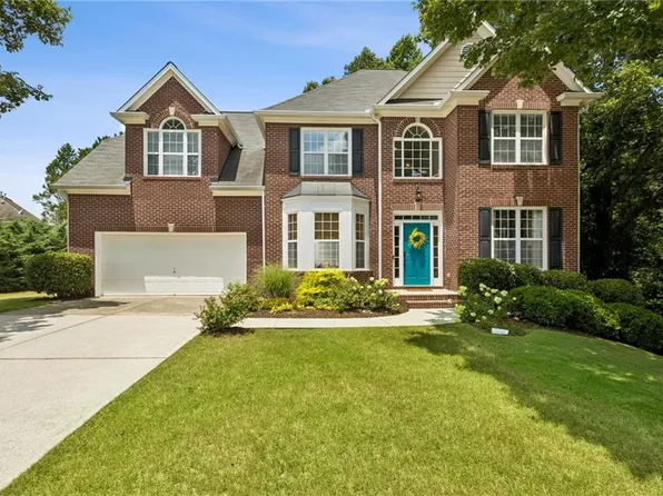 2690 Chandler Grove Ct, Buford, GA 30519