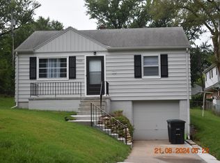 5321 Pratt St, Omaha, NE 68104