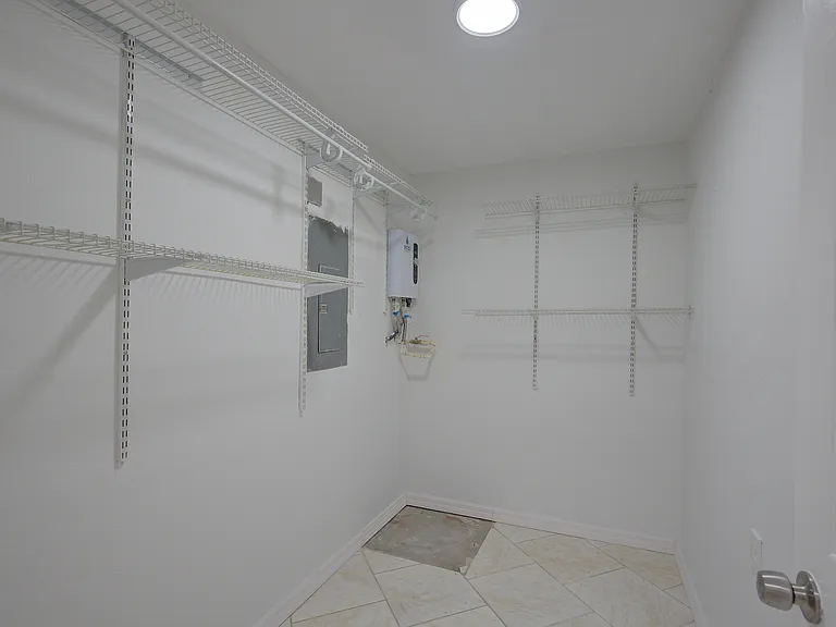 5907 Sheldon Rd — Photo 26