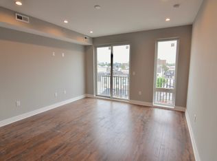 330 Cambridge St #4C, Philadelphia, PA 19123
