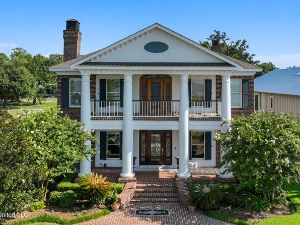 616 E Beach Blvd, Gulfport, MS 39501