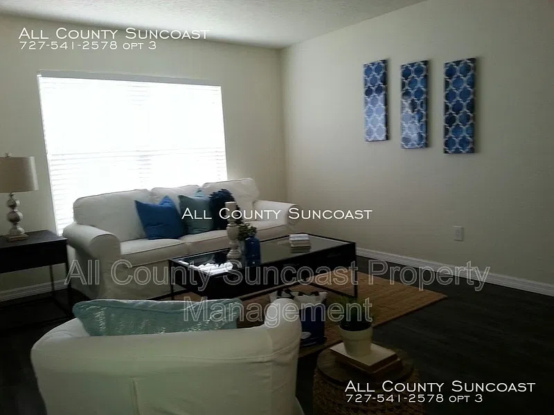 2 bed, 1.0 bath, $1,295 — Photo 1