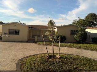 7829 Embassy Blvd, Hollywood, FL 33023