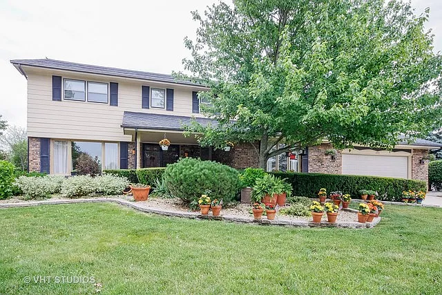 13513 Deerpath Dr photo 1