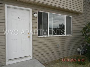 145 Monroe Ave APT A, Green River, WY 82935