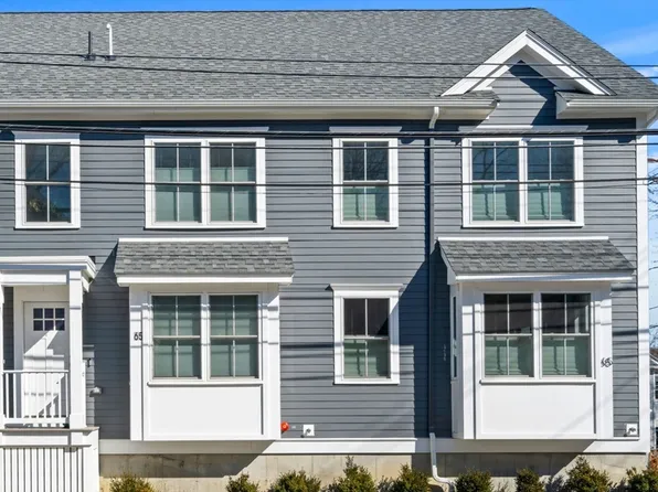65 Market St #1, Amesbury, MA 01913
