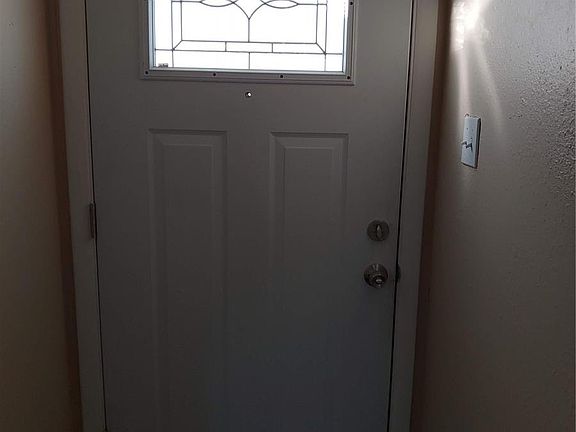 2nd image of 1312 N La Crosse Ave