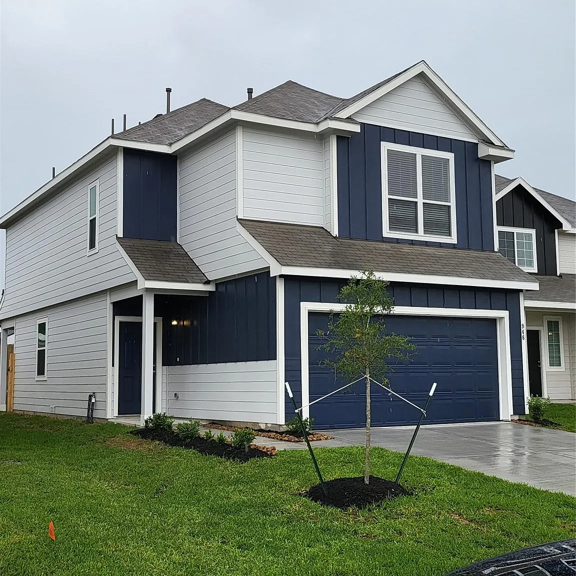 3 bed, 2.5 bath, 1643 sqft, $1,895 — Photo 2