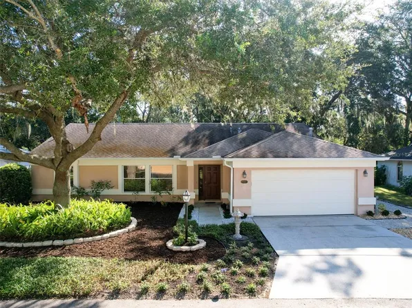 4616 Hamlets Grove Dr, Sarasota, FL 34235