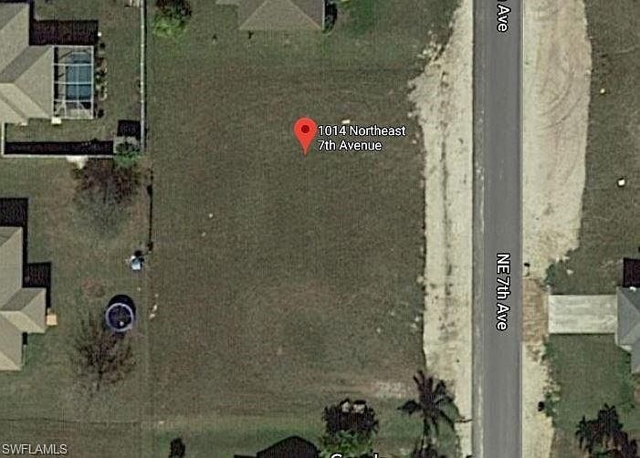 2nd image of 1014 NE 7th Ave