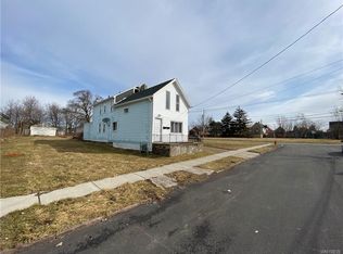 56 C St, Buffalo, NY 14211
