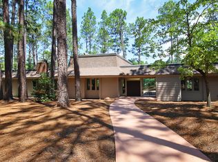 400 Lake Dornoch Dr, Pinehurst, NC 28374