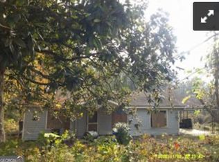 310 Pine Cir, Bowdon, GA 30108