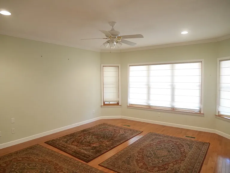 36 Harborview Rd — Photo 14