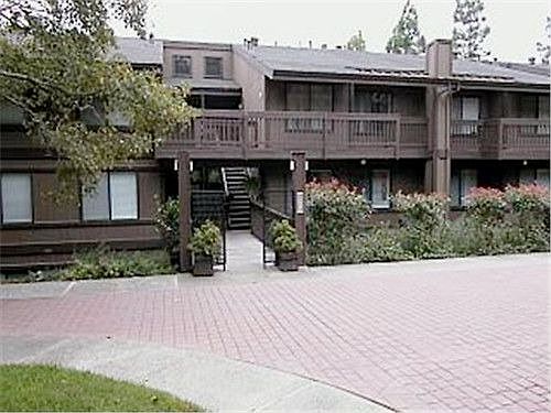1st image of 3358 La Mesa Dr