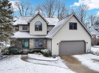 3669 Connie Ln, Fort Gratiot, MI 48059