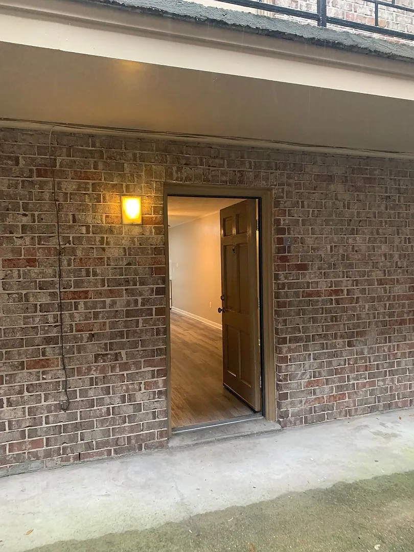 Rivertree Apartments — Photo 2
