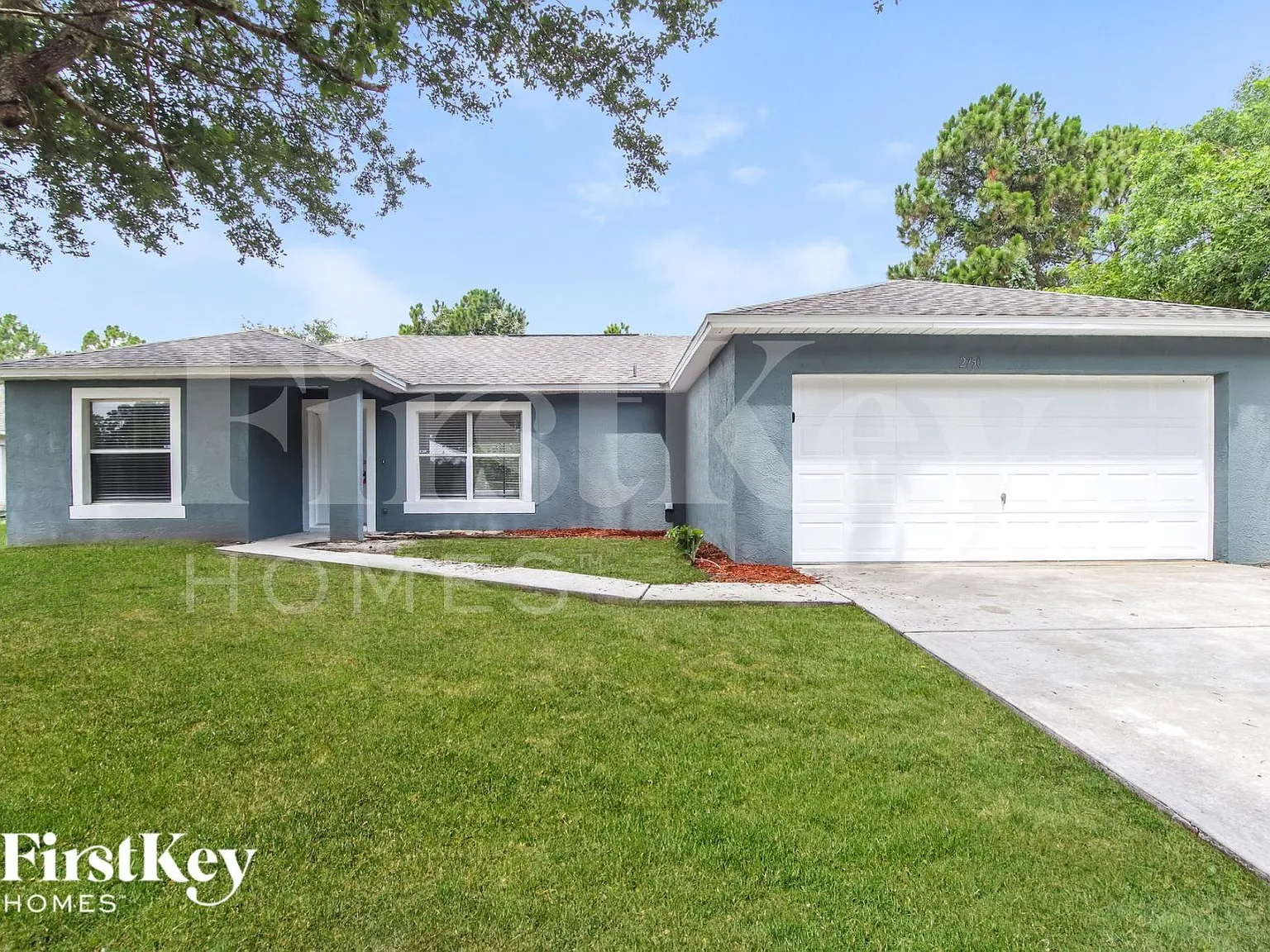 3 bed, 2.0 bath, 1395 sqft, $2,055 — Photo 2
