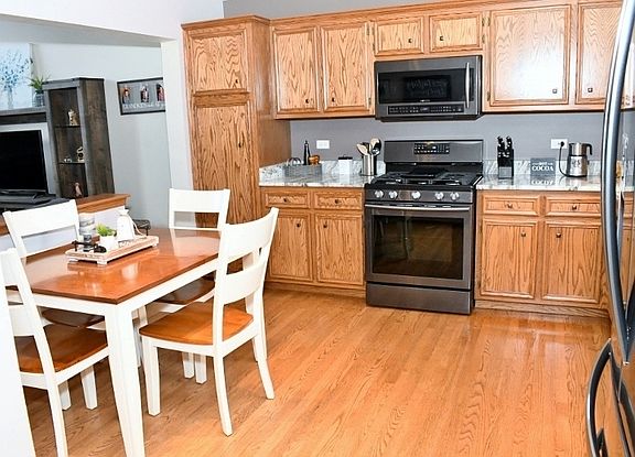 2nd image of 8428 Dunmore Dr