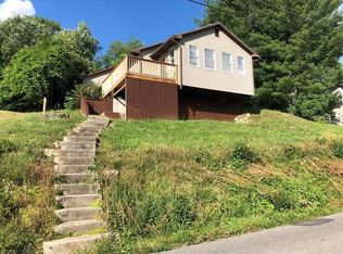 105 Ivy St, Richlands, VA 24641