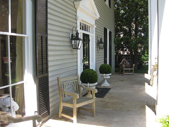 2nd image of 2711 Rivermont Ave