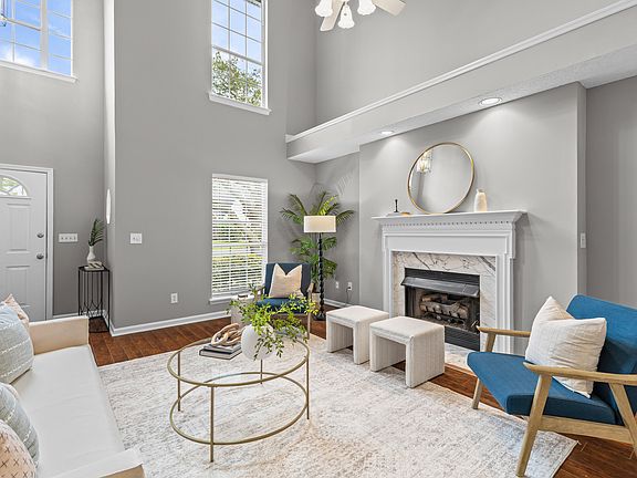 2nd image of 1264 Chatfield St