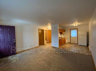 400 E College St #E11, Energy, IL 62933