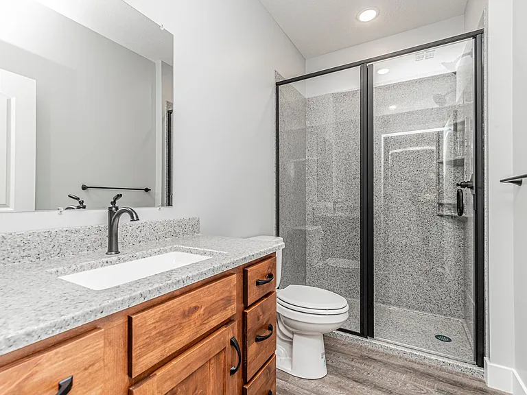 1705 Kenneth Dr — Photo 6