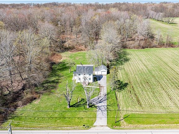 2nd image of 3321 Carpenter Rd