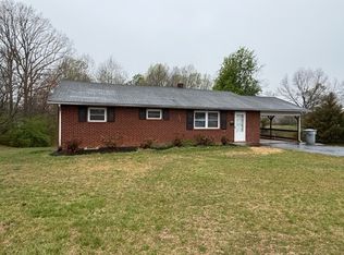 1847 Gold Hill Rd, Asheboro, NC 27203
