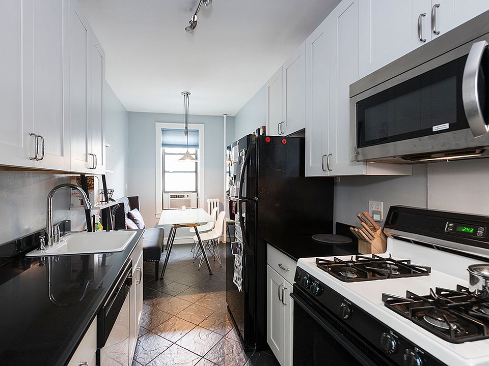 1st image of 41-42 42nd St Floor 4