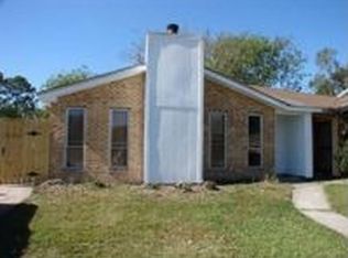 243 Meadows Dr, Destrehan, LA 70047
